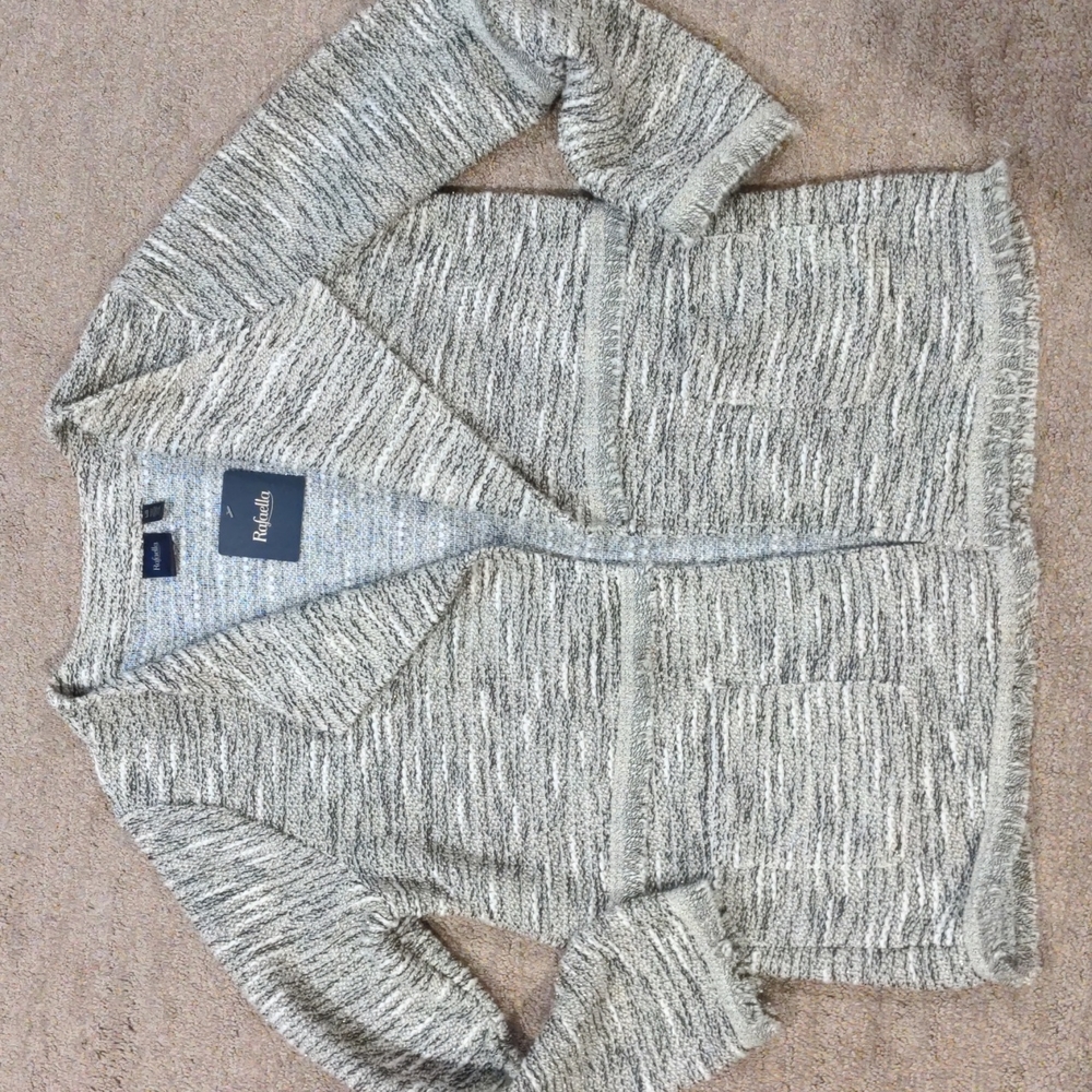 Women's sweater jacket